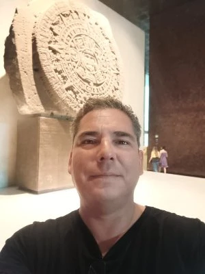 Leonel García Rosas